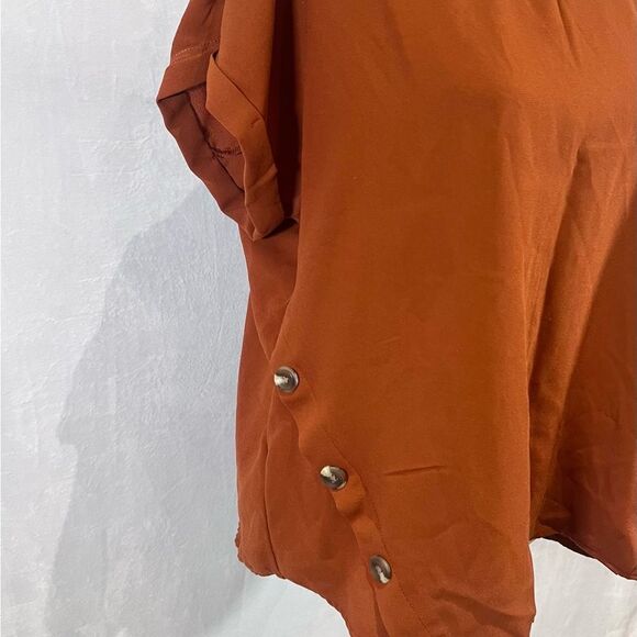 Isela burnt orange with button sides top size XL - Picture 2 of 5